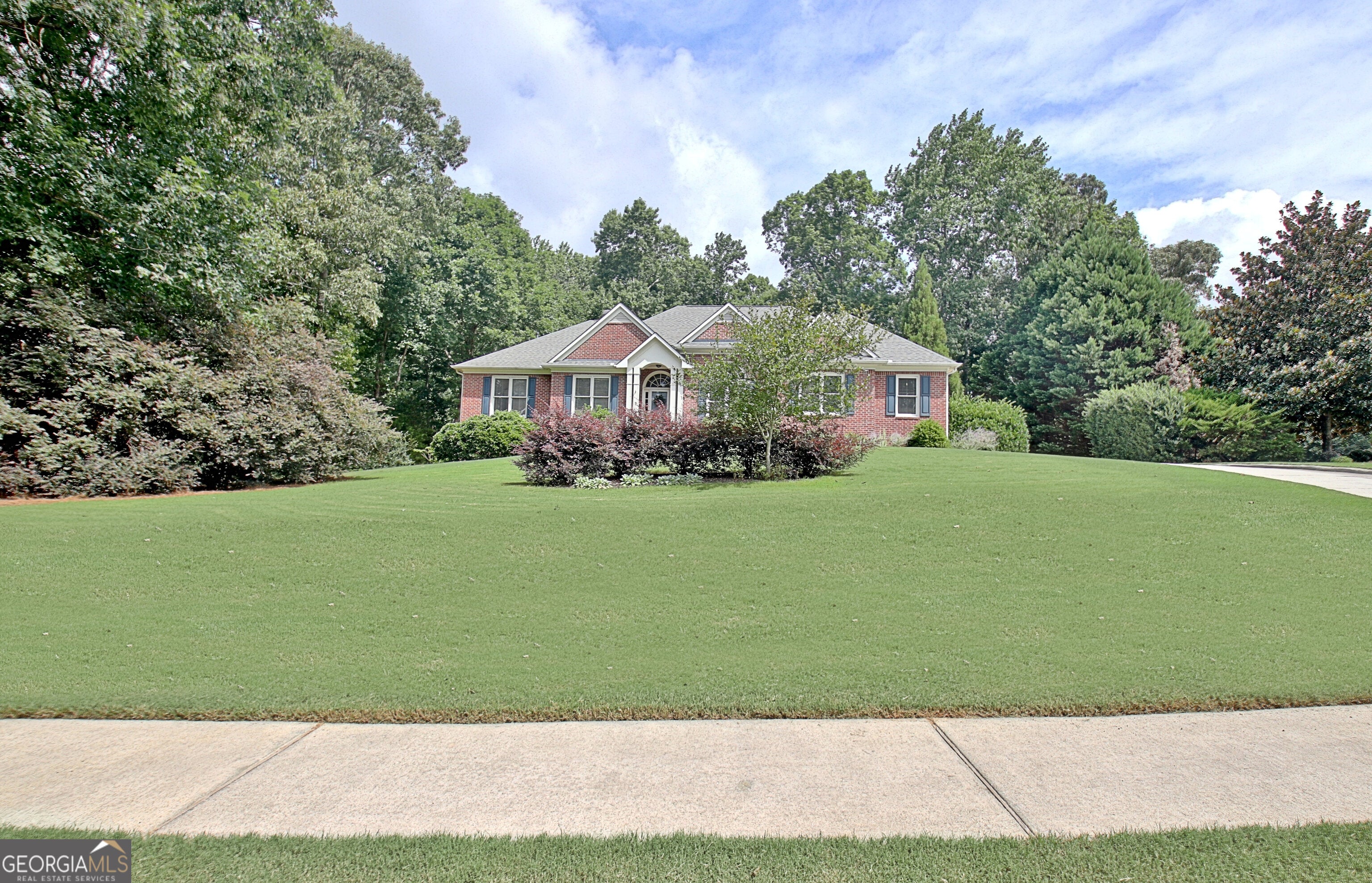 205 Hedgewick WAY