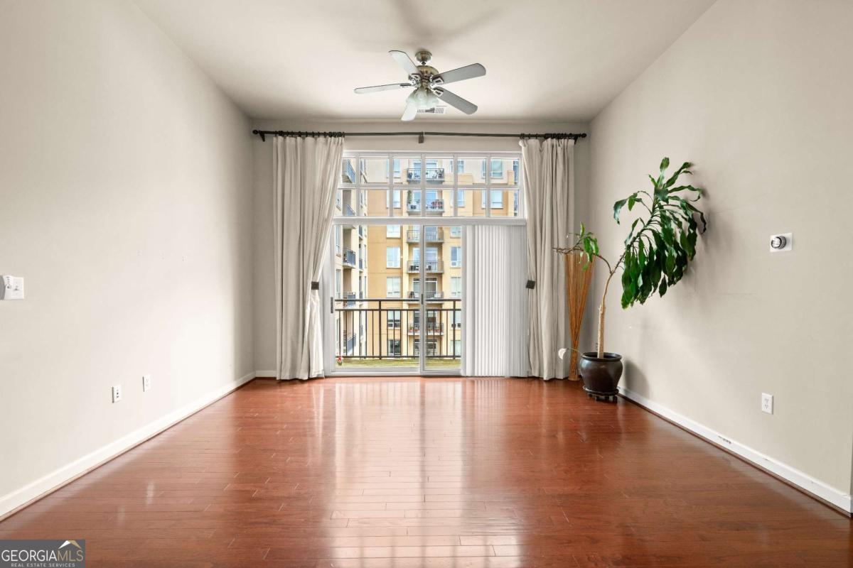 711 Cosmopolitan DR NE 442