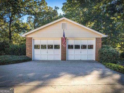A home in Newnan
