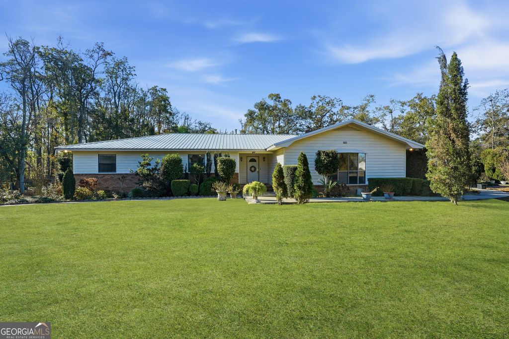 Photo of 863 N Macon Street, Ludowici, GA 31316 (MLS # 10657118)