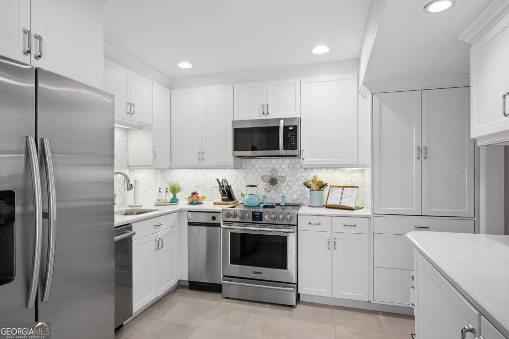 Photo of 218 Forkner Drive #B, Decatur, GA 30030 (MLS # 10806797)
