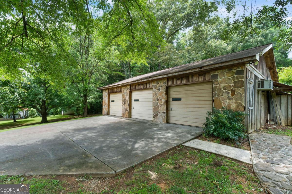 1809 Mcdaniel Station RD SW