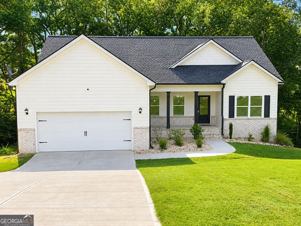 Photo of 307 Tara Ct, Mansfield, GA 30055 (MLS # 10836107)