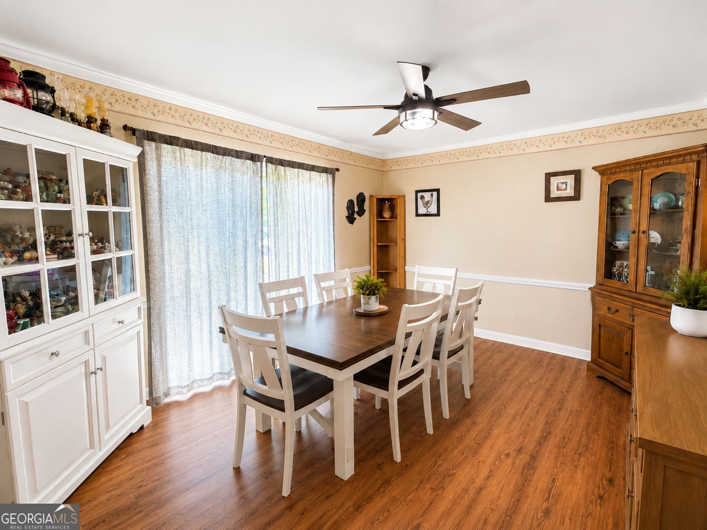 3511 W Surrey RD