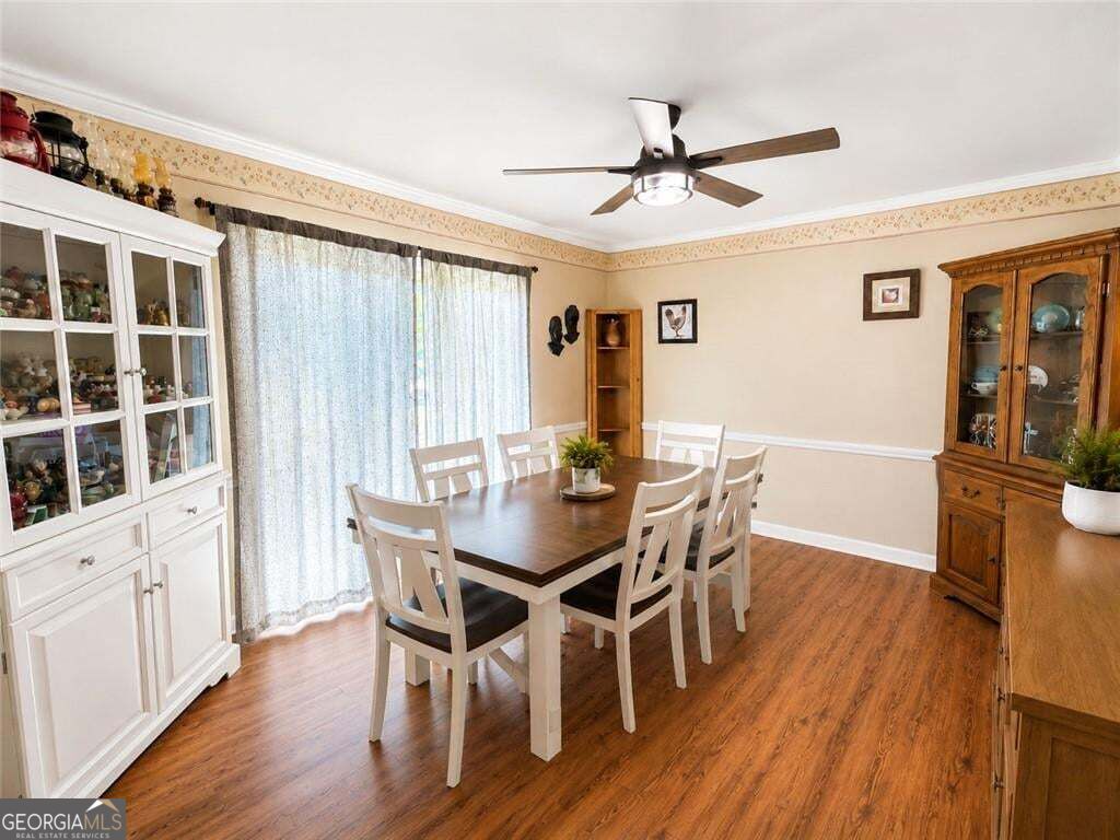 3511 W Surrey RD
