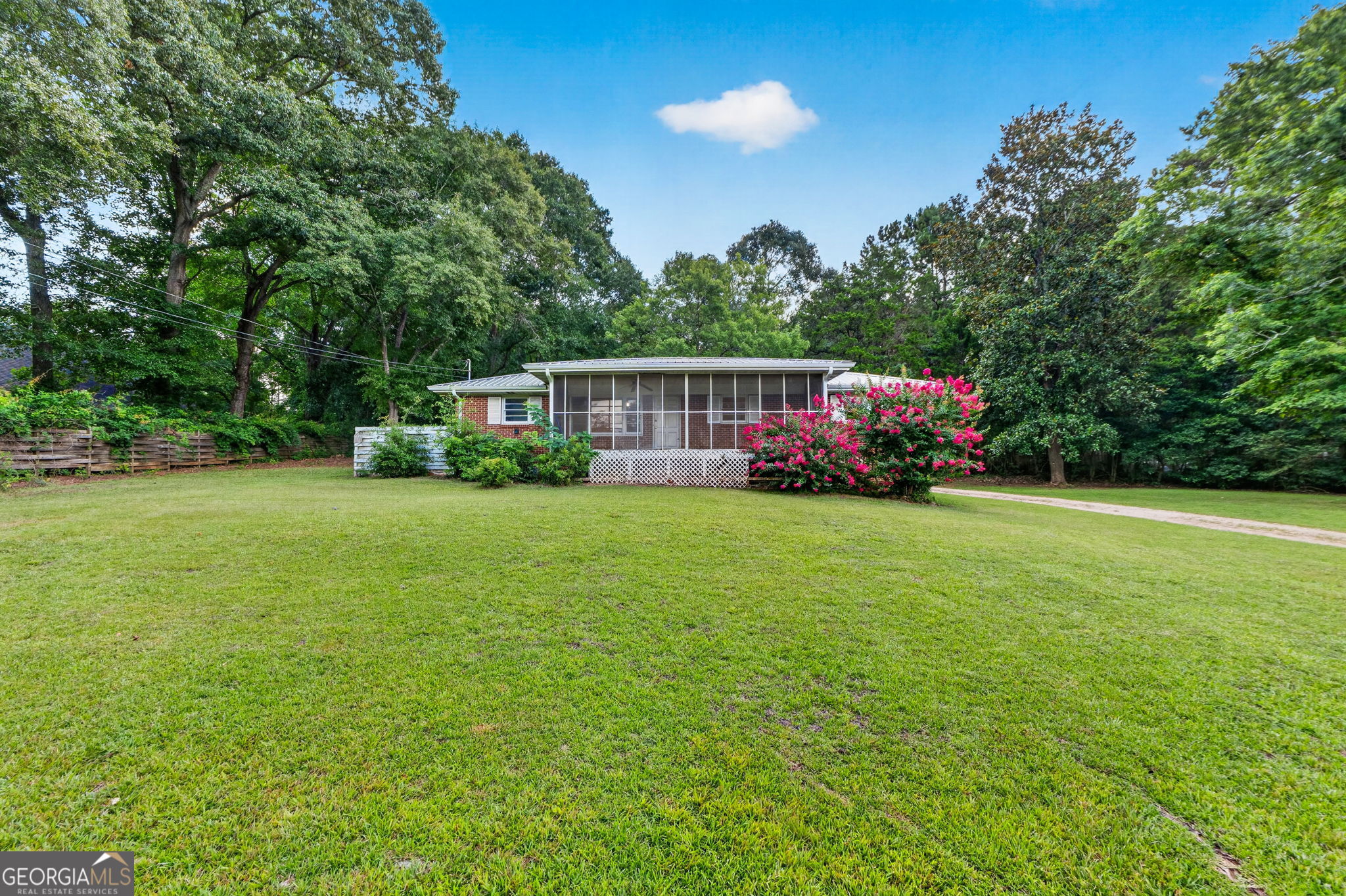 455 Senoia RD