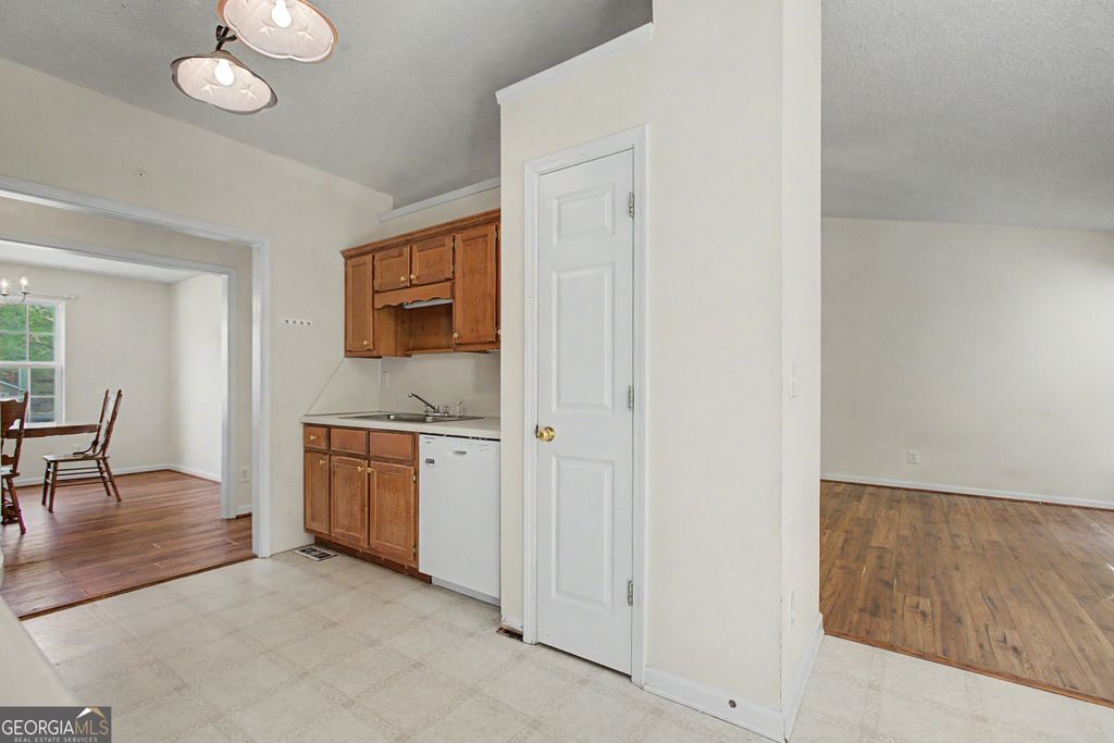 Photo of 1714 Fort Shawnee Trace, Dacula, GA 30019 (MLS # 10729610)