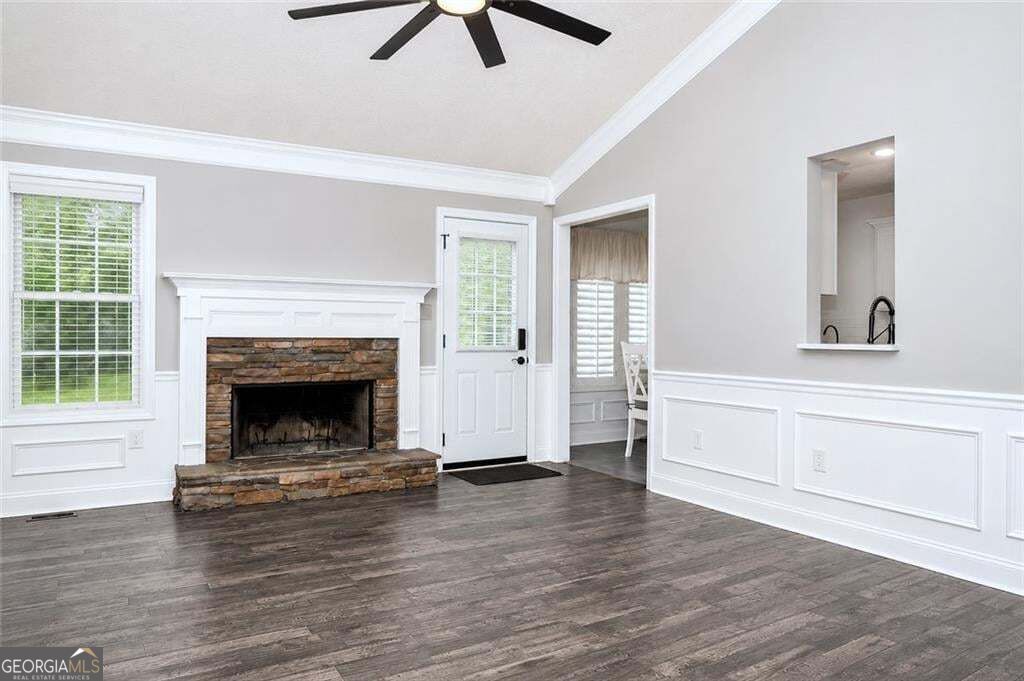 114 Waterbury LN