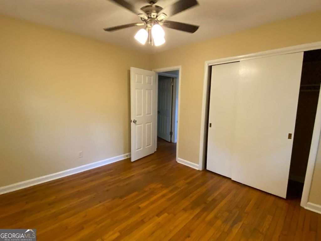 Photo of 1975 Clearwater Drive SE, Marietta, GA 30067 (MLS # 10693305)