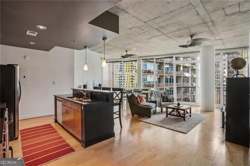 44 Peachtree PL NW 1132