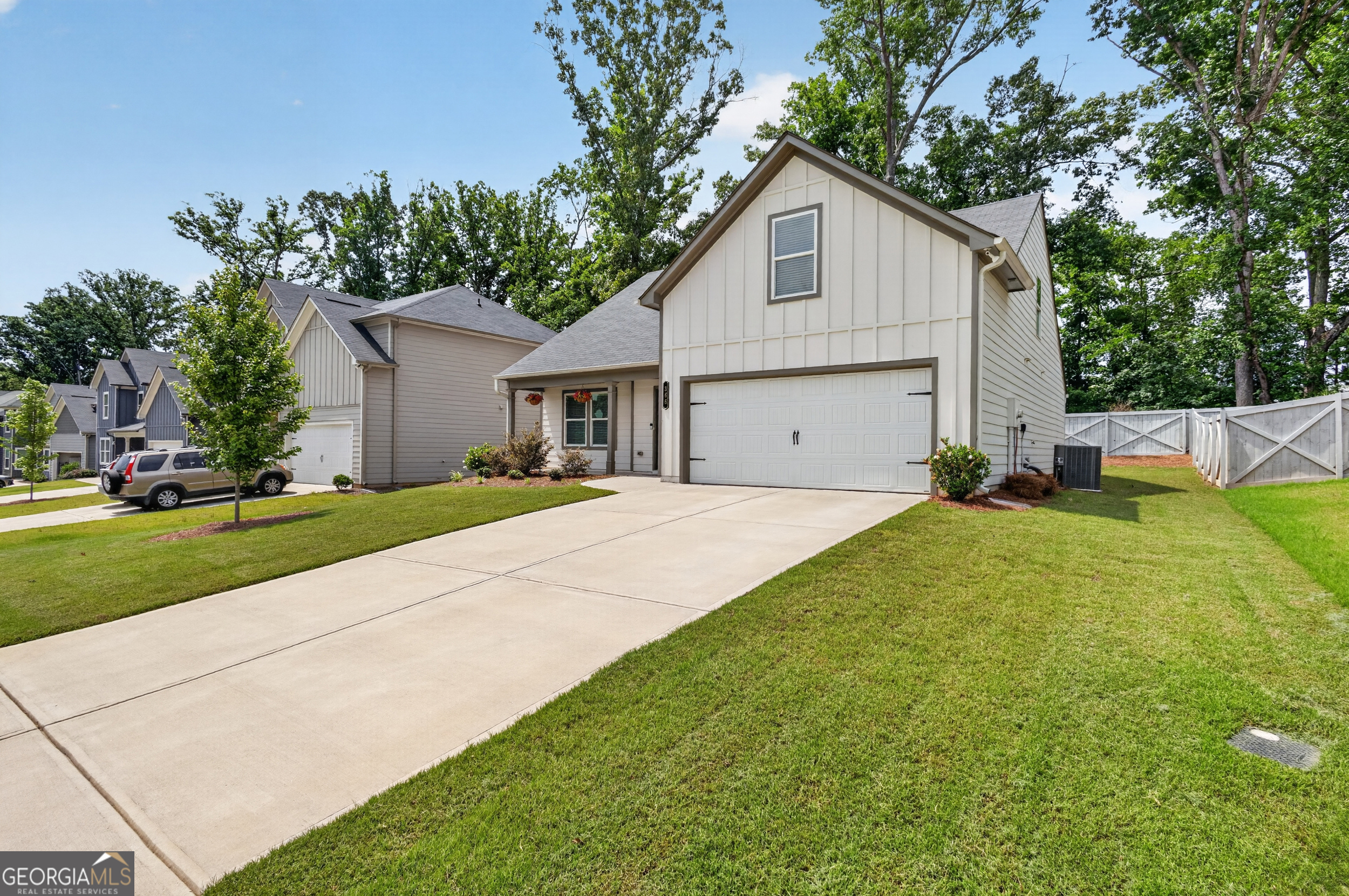 366 Fox Creek DR