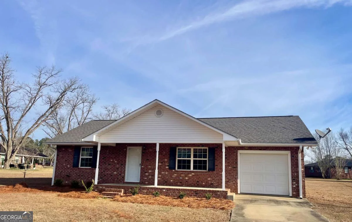 109 Lincoln Drive