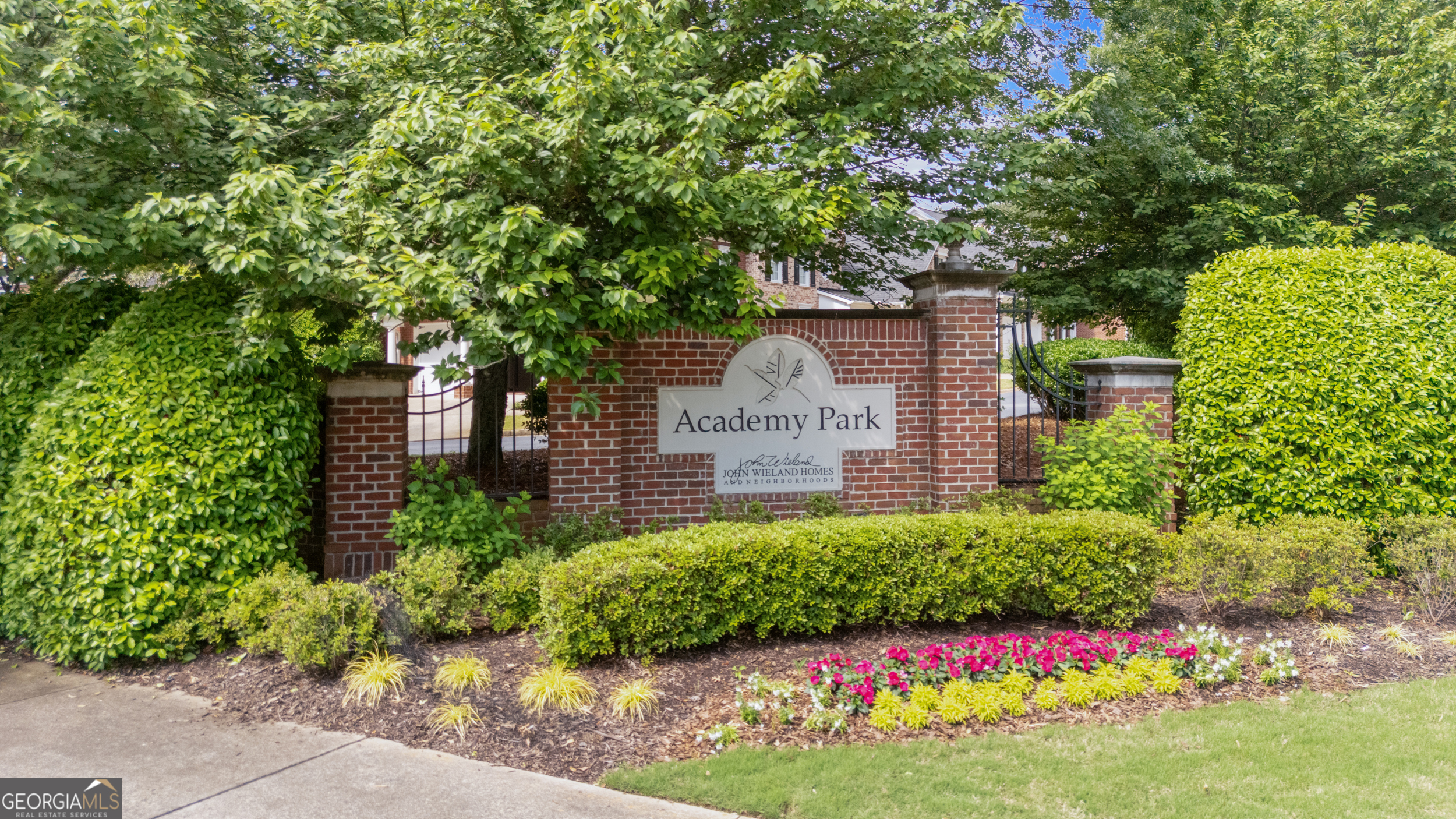 Academy Park - Residential