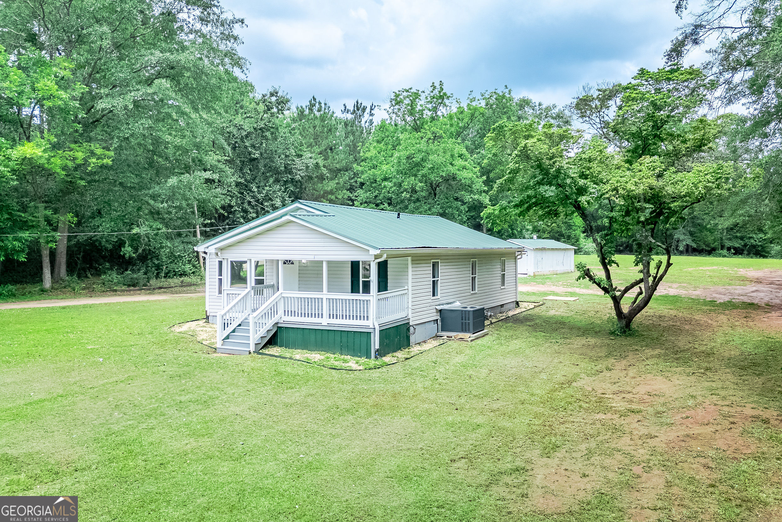 89 Chase RD