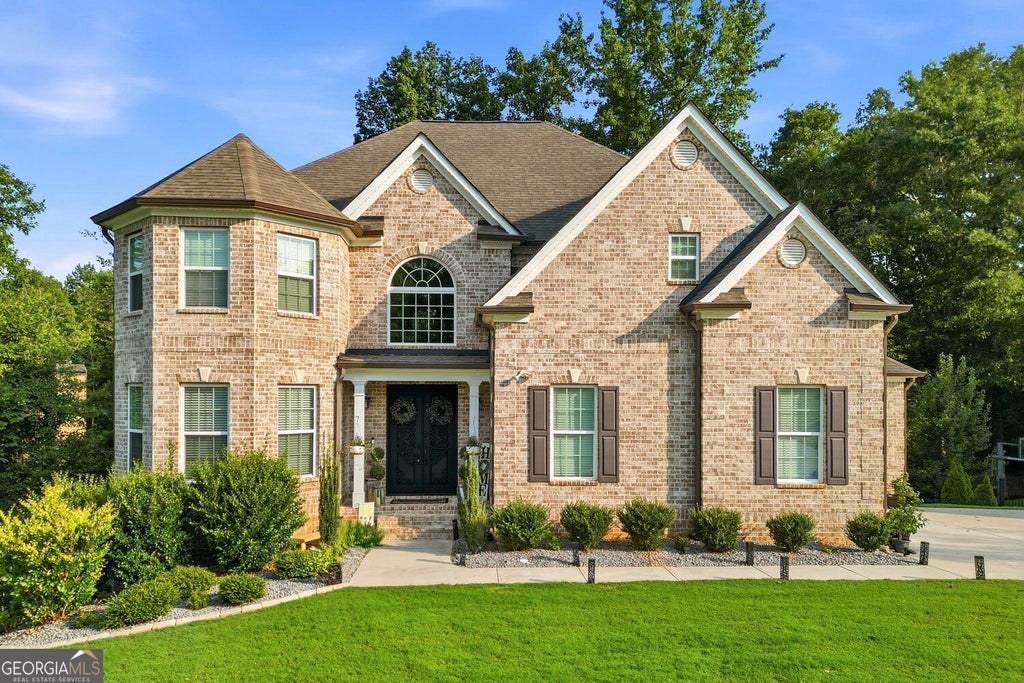 Photo of 7271 Bluewater LN, Douglasville, GA 30135 (MLS # 10843469)