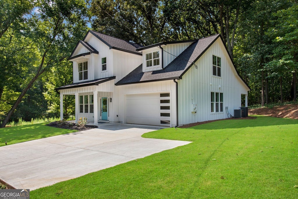 Photo of 701 Chester Harris Drive, Dallas, GA 30132 (MLS # 10832116)