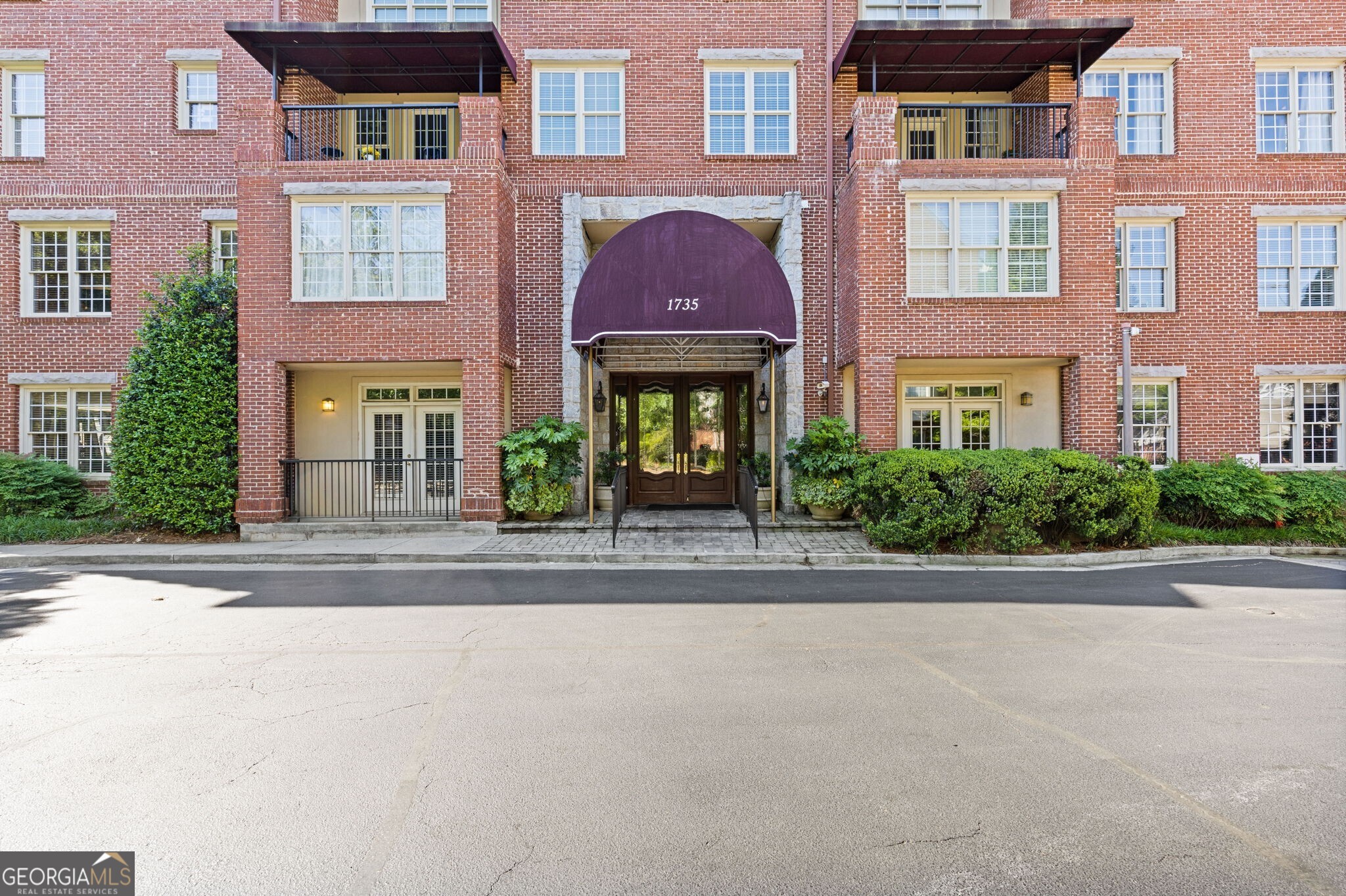 1735 Peachtree ST NE 117