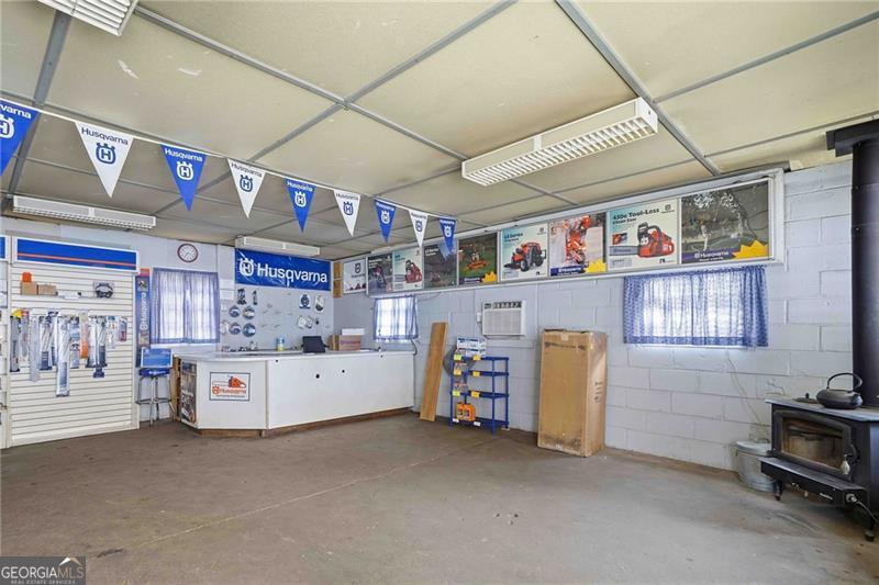 520 Waleska Road/Reinhardt College PKWY