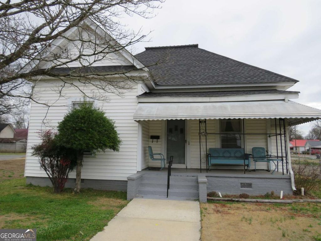 Photo of 815 S Main Street, Cedartown, GA 30125 (MLS # 10694193)