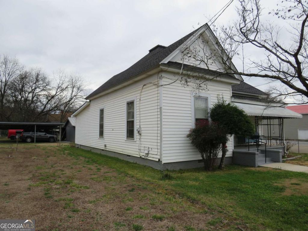Photo of 815 S Main Street, Cedartown, GA 30125 (MLS # 10694193)