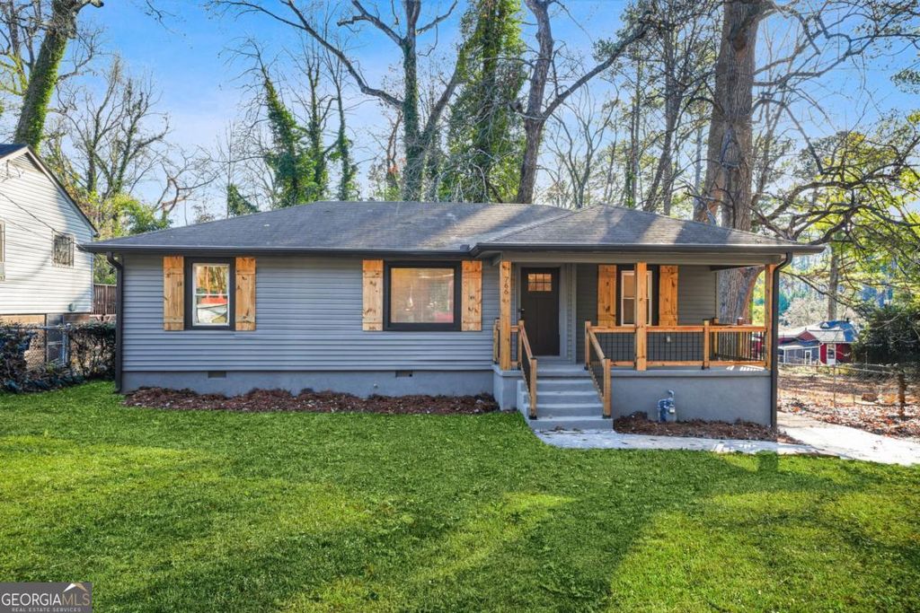 Photo of 766 Pegg Road SW, Atlanta, GA 30315 (MLS # 10709274)