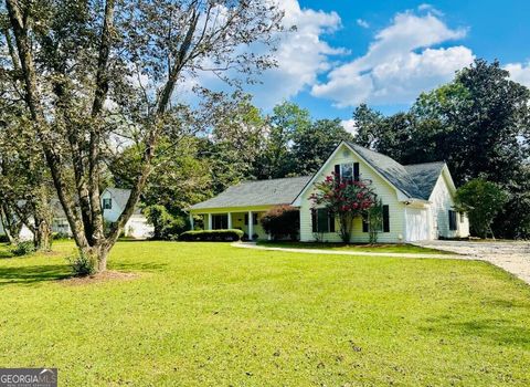 2524 E Mcintosh RD Griffin GA 30223