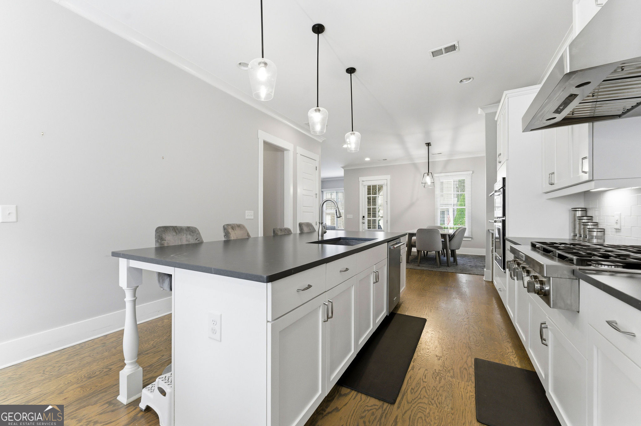 1962 Westside BLVD NW