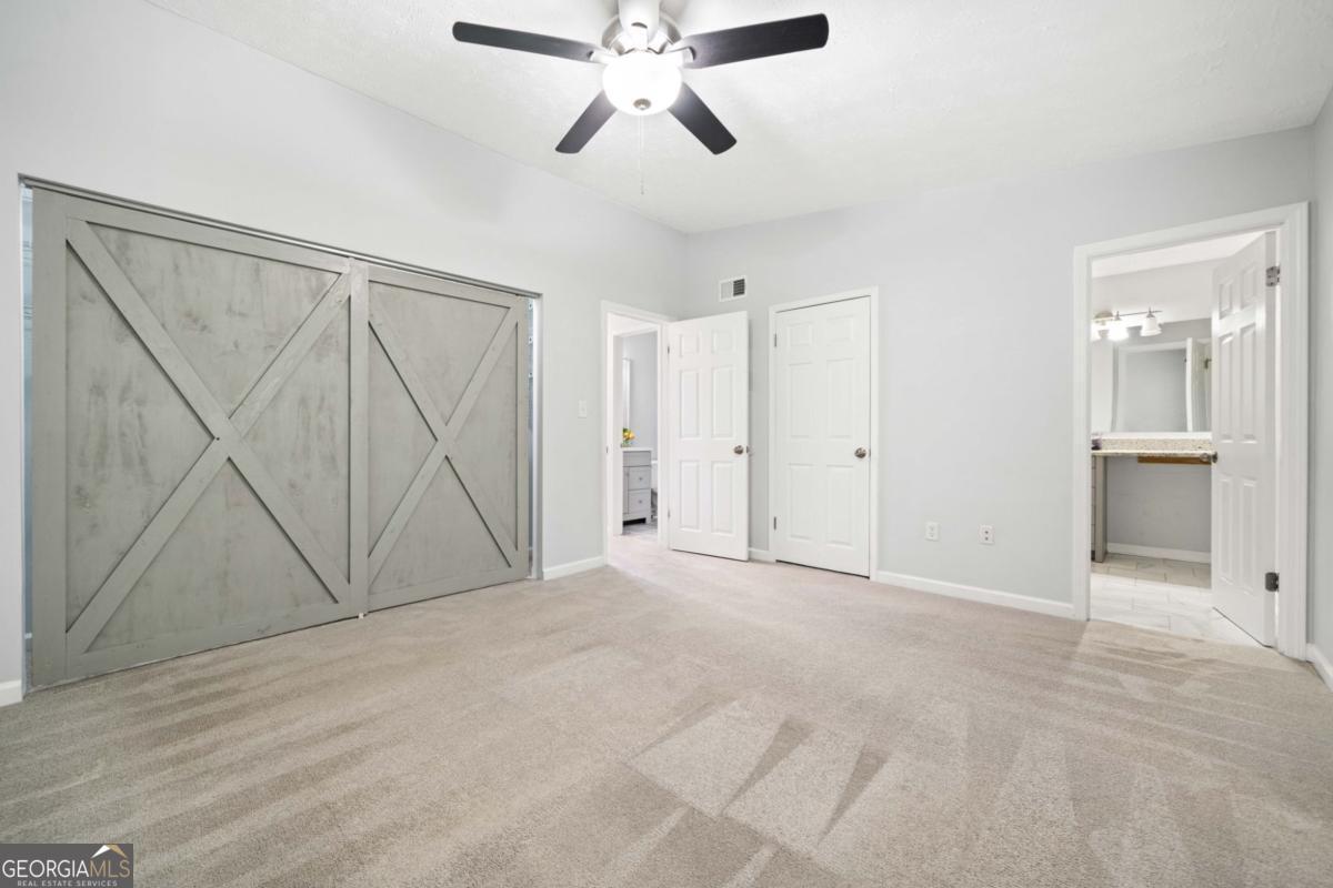 Parkaire Crossing Condominium - Residential