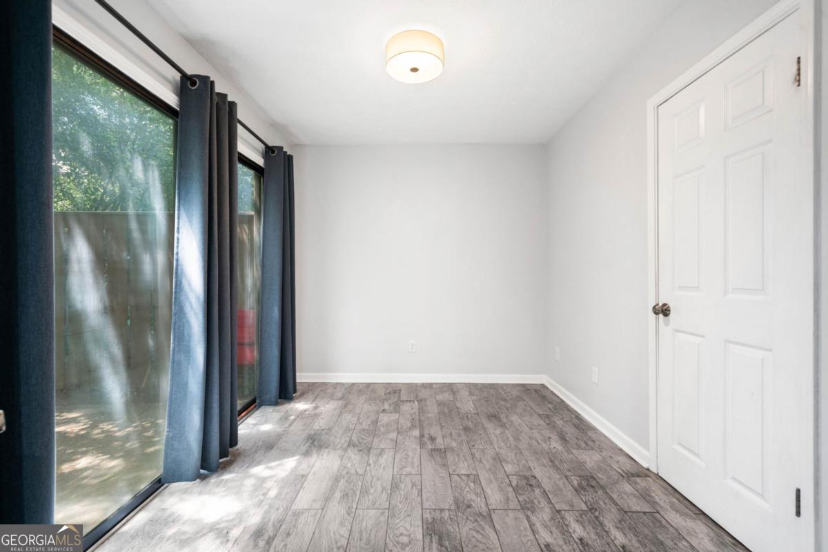 Parkaire Crossing Condominium - Residential