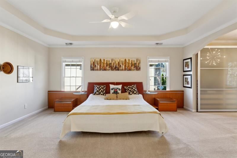 Lakefield Manor - Residential
