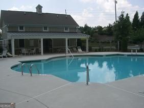 Lakefield Manor - Residential