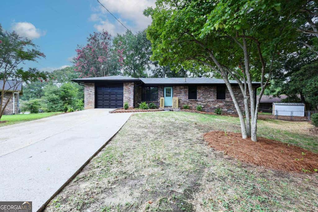 Photo of 2391 Prestige Valley Court, Morrow, GA 30260 (MLS # 10822232)