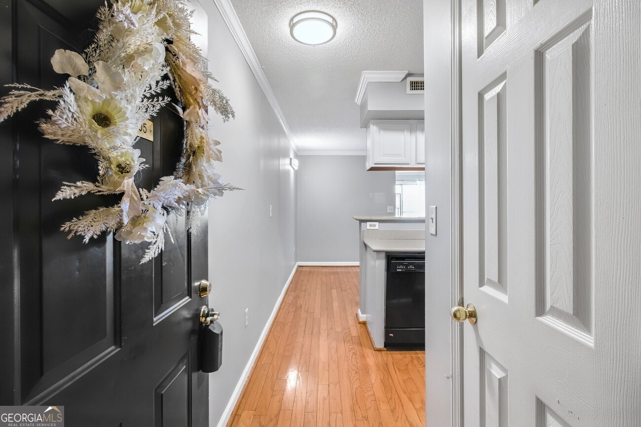 795 Hammond DR 1405