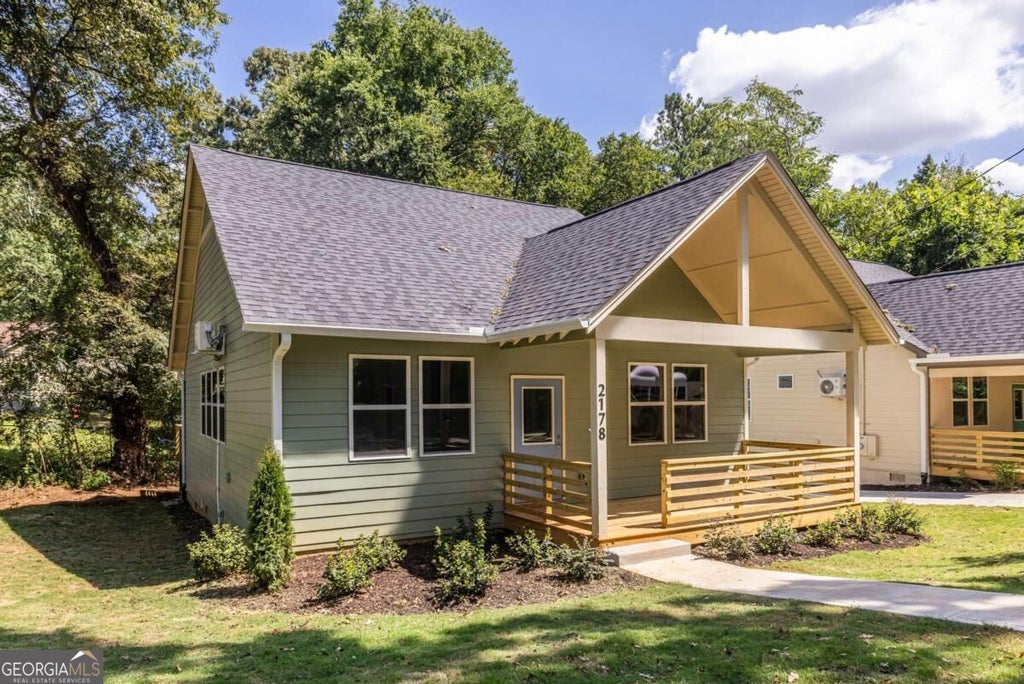 Photo of 2178 Bicknell Street NW, Atlanta, GA 30315 (MLS # 10846445)