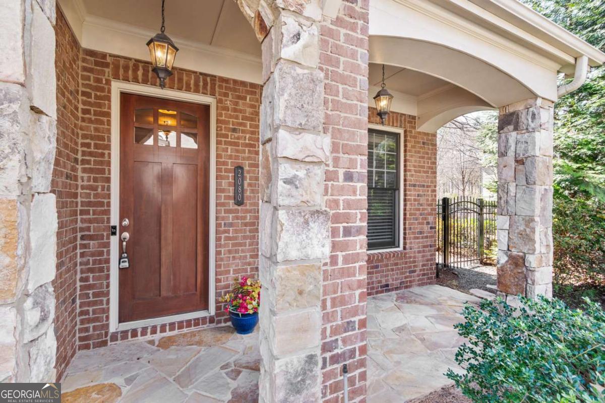 2080 Village Station XING SE