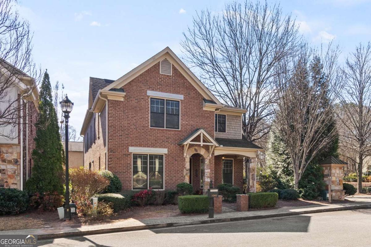 2080 Village Station XING SE