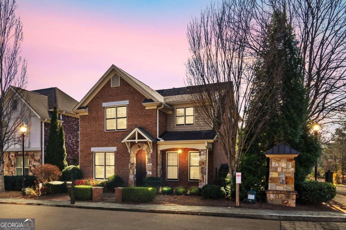 2080 Village Station XING SE