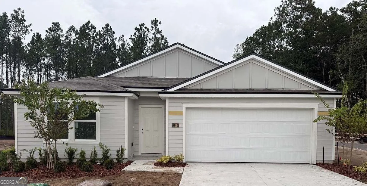 109 Red Oak Court