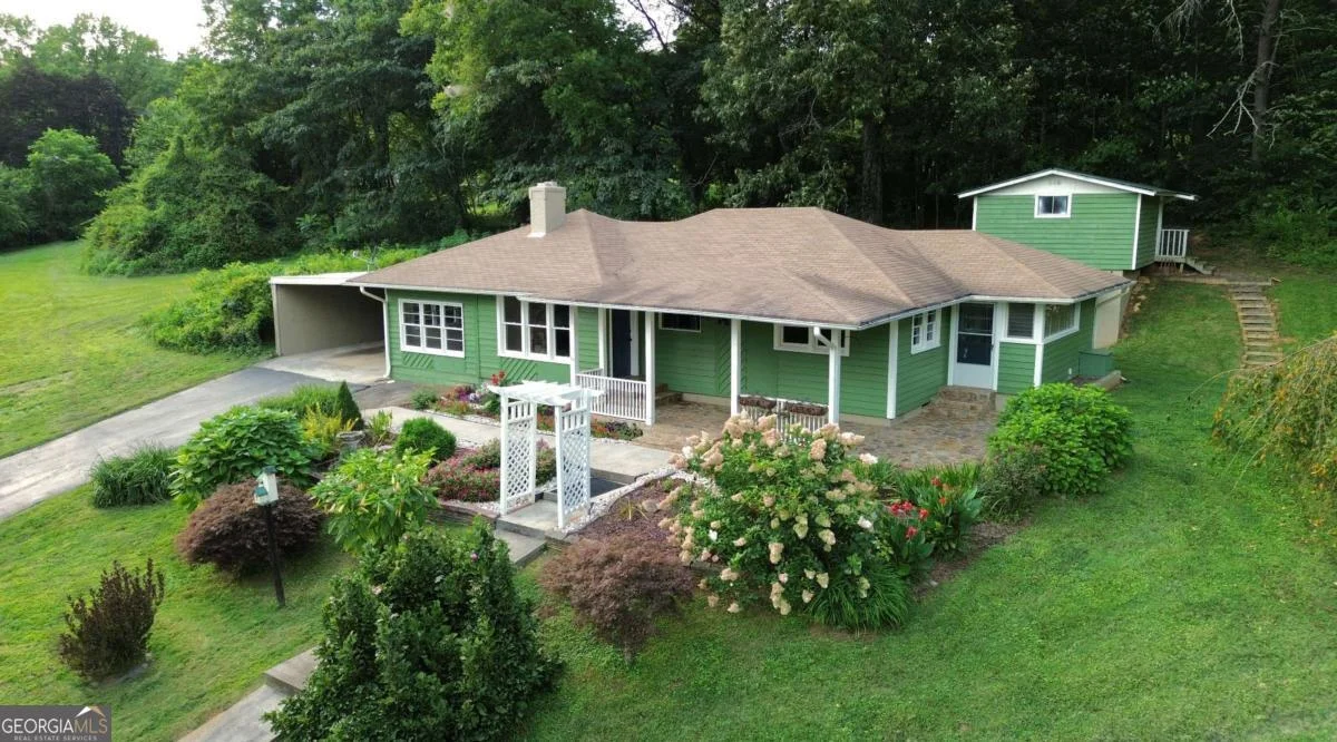 1211 Scenic Drive