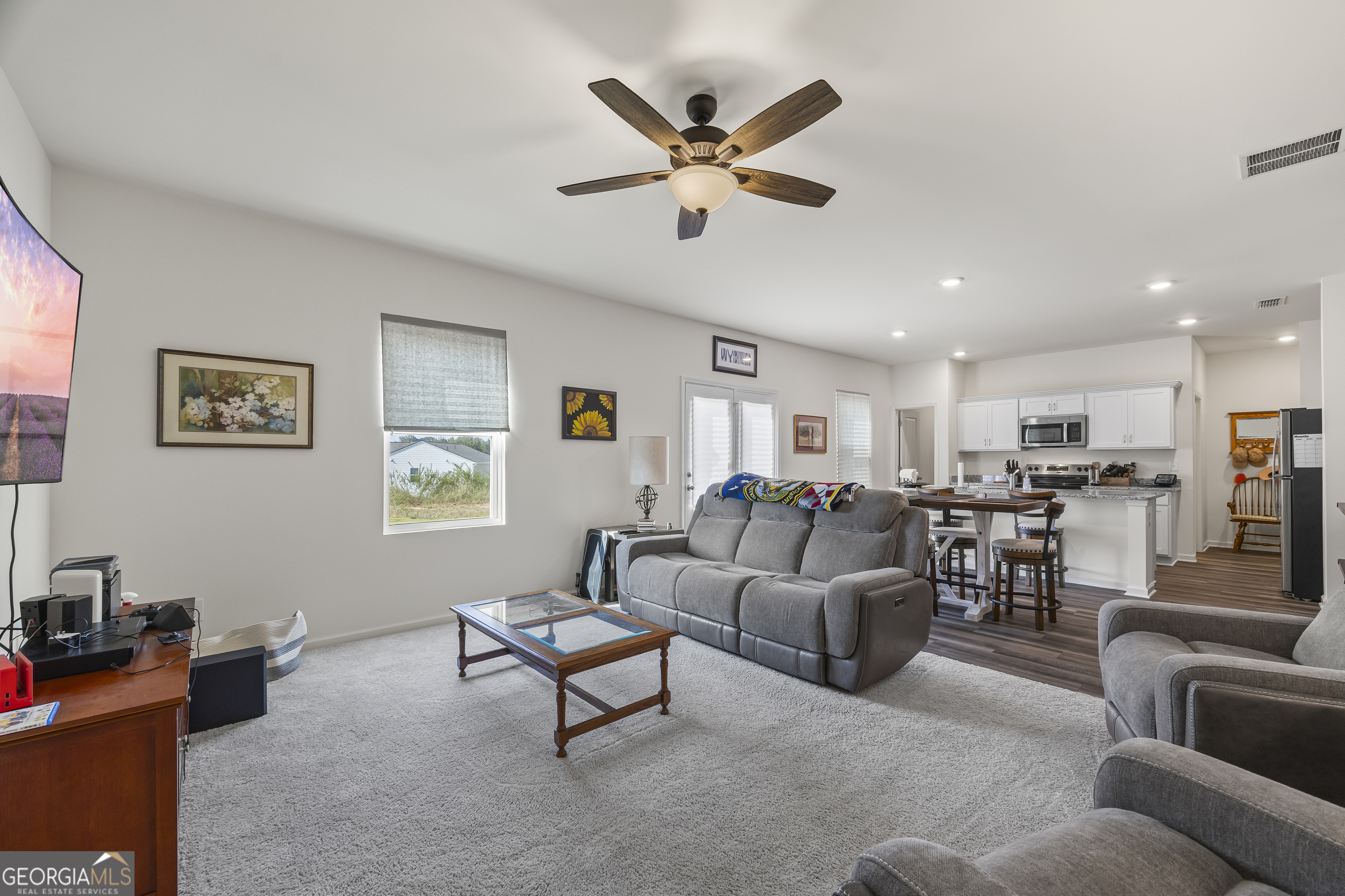 16 Casteel CIR