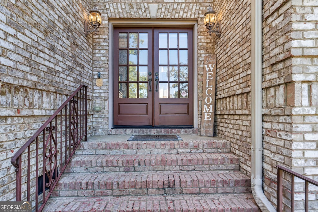 Photo of 111 S Cloudview Rd SE, Rome, GA 30161 (MLS # 10873954)