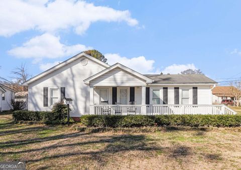 Photo of 28 Walnut Street, Aragon, GA 30104 (MLS # 10697873)