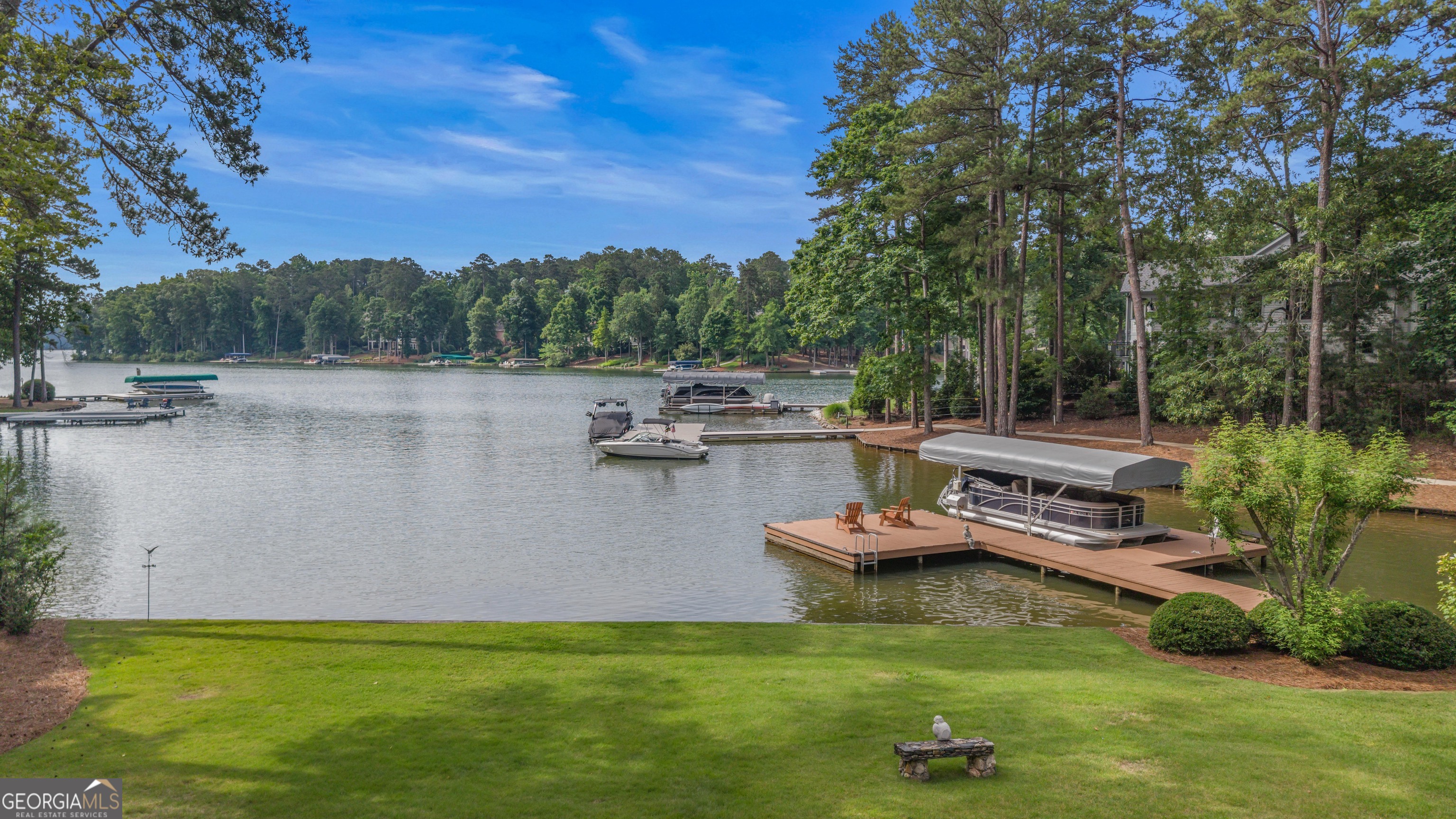 1121 Parrotts Cove RD