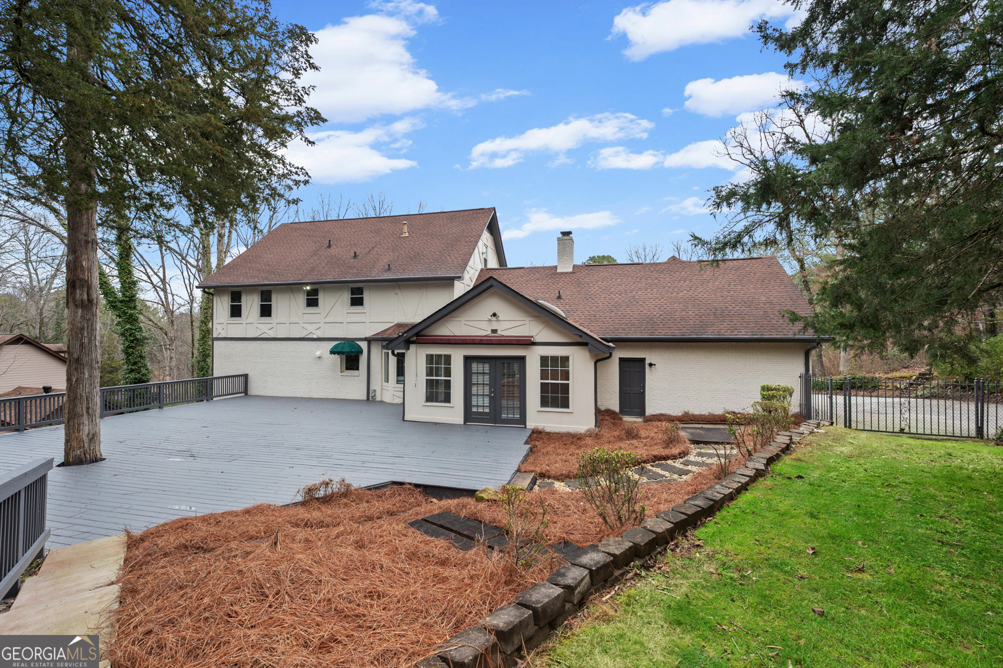 4947 Castlewood DR SW