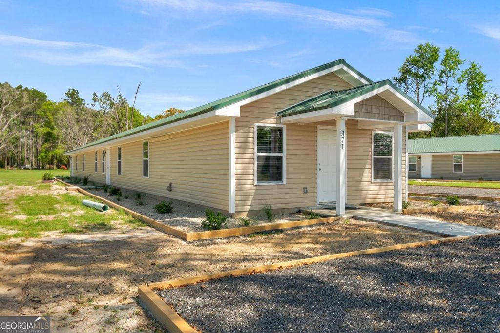 Photo of 371 Cherokee Avenue, Waycross, GA 31501 (MLS # 10720473)