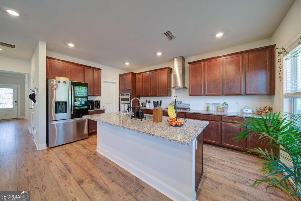 3690 Summerpoint XING