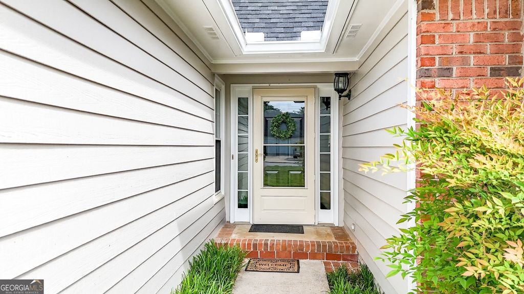 Photo of 39 Thoroughbred Lane, Cartersville, GA 30120 (MLS # 10732836)
