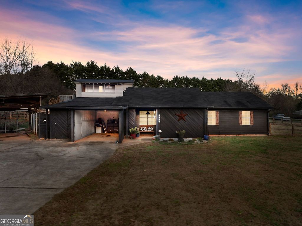 Photo of 1142 Lewis Roberts Road, Jefferson, GA 30549 (MLS # 10655753)