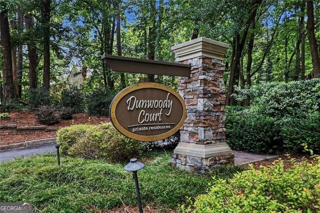 101 Dunbar DR