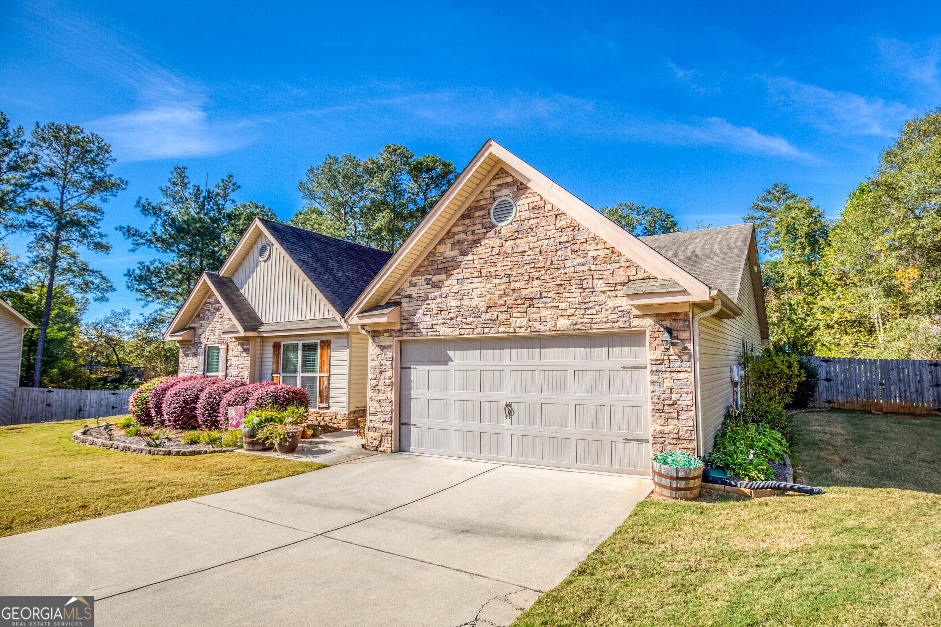 1912 Wheatfield CIR